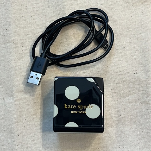 Small Kate Spade Portable Speaker - Picture 3 of 3